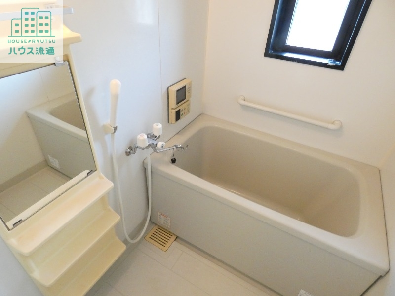 バス・シャワールーム　※別号室写真