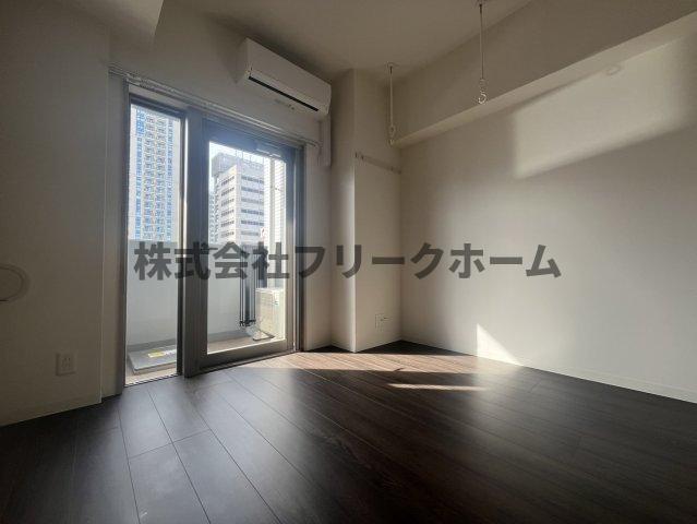 居室・リビング　別号室参考写真になります。