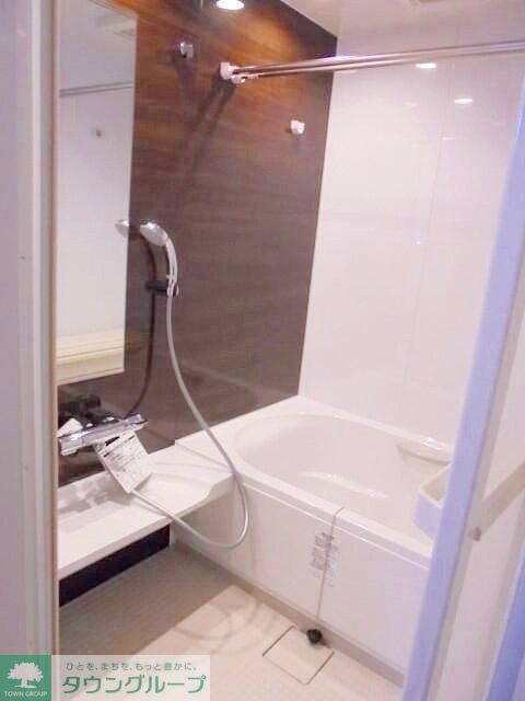 バス・シャワールーム　バス