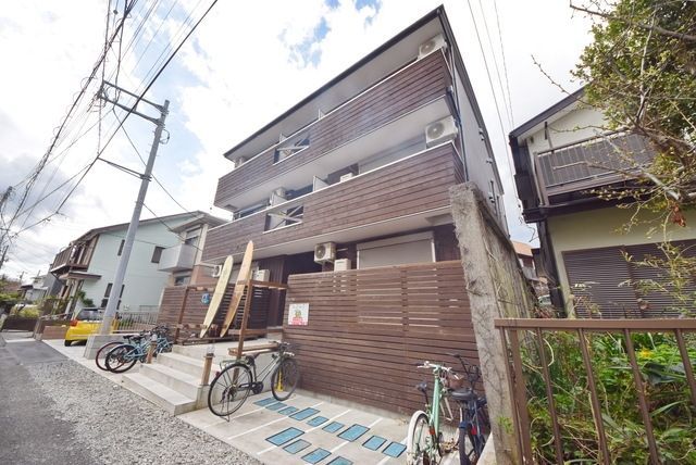 建物外観　★★江ノ島電鉄線腰越駅徒歩４分★★