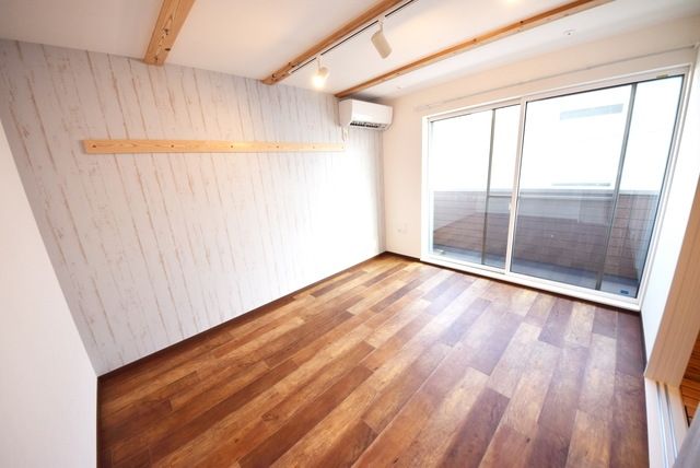 居室・リビング　★★明るい洋室です★★