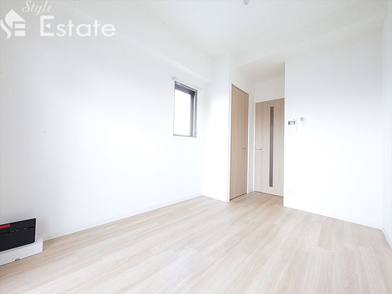 居室・リビング　内装