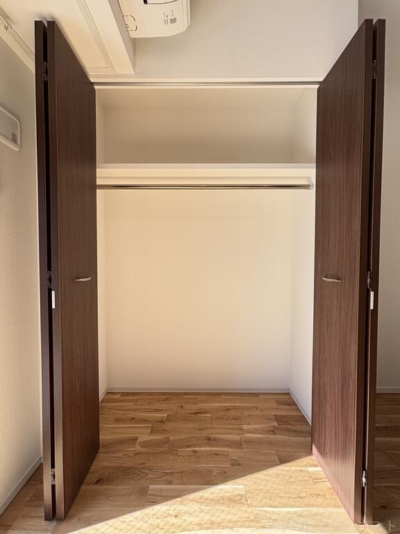 収納　（写真は同タイプ）