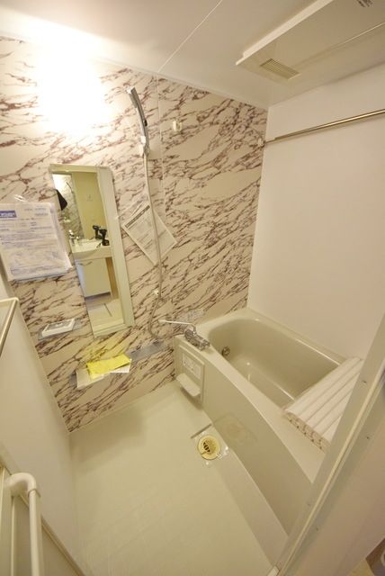 バス・シャワールーム　※別号室参考写真です