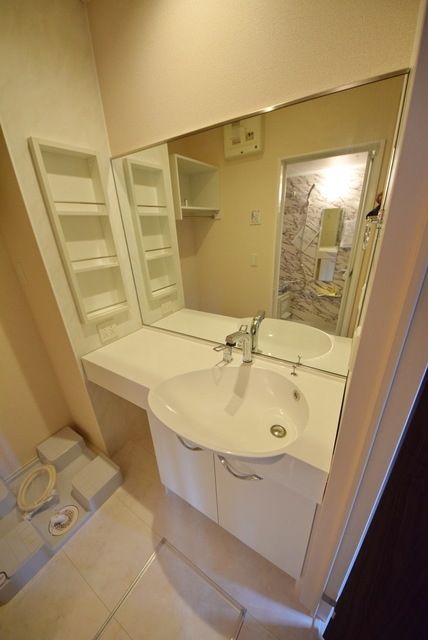 洗面設備　※別号室参考写真です