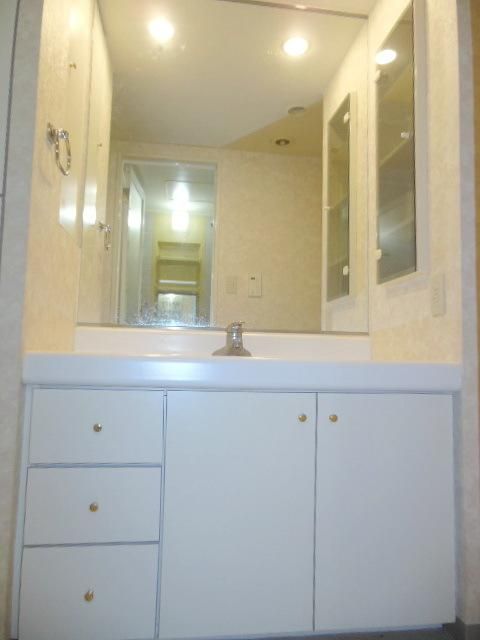 洗面設備　★独立洗面台付★