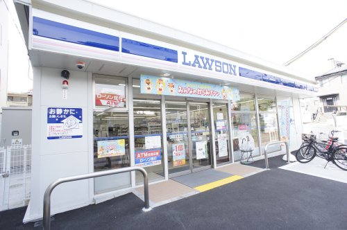 コンビニ　ローソン 富雄駅北店（コンビニ）まで305m