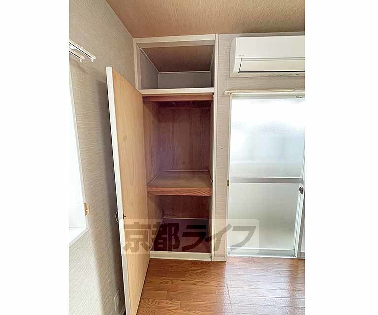 収納　奥行きのある押入れです。