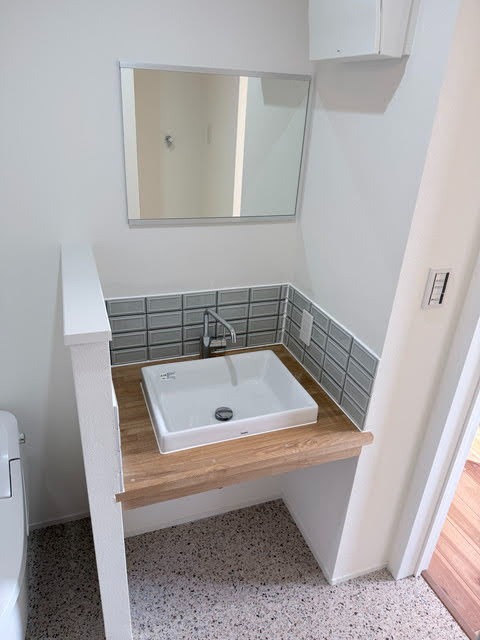 洗面設備　２０５号室の写真です