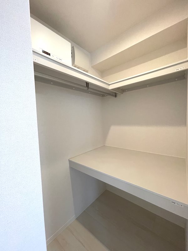 収納　ウォークインクローゼット