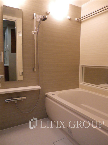 バス・シャワールーム　風呂