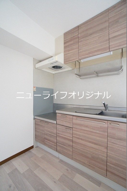 キッチン　収納が充実しているのでお料理も捗ります♪