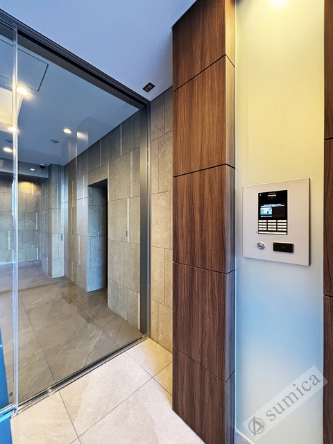 エントランス　オートロック完備で部外者シャットアウト♪♪