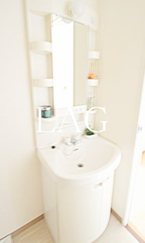 洗面設備　洗面台です。