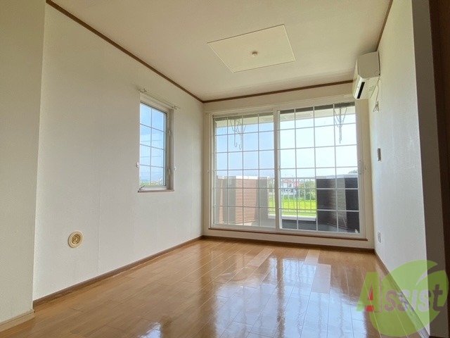 居室・リビング　１２．０帖のリビングです。広々としていますね。