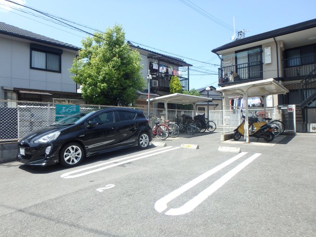 駐車場　駐車スペースもあります