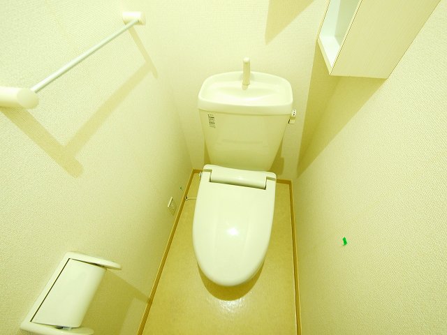 トイレ　トイレもきれいです