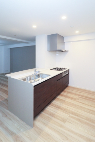 キッチン　建築中、１階の写真です。