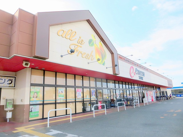 スーパー　遠鉄ストア富塚店（スーパー）まで436m