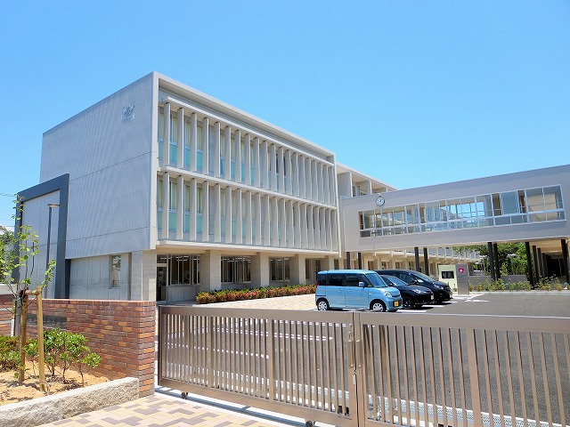 中学校　蜆塚中学校（中学校）まで625m