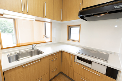 キッチン　写真と現況が異なる場合は現況を優先いたします。