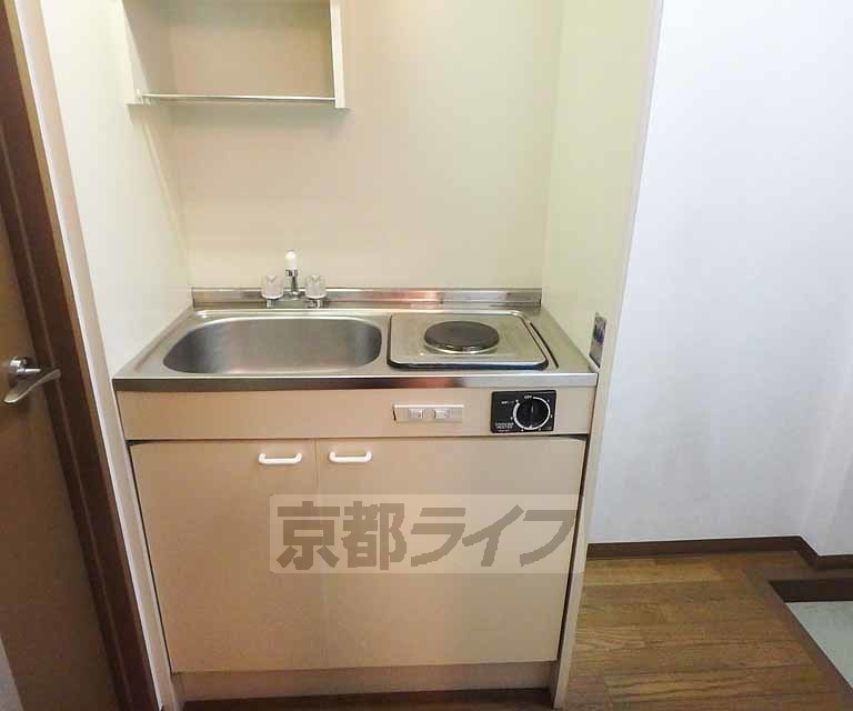 キッチン　コンパクトなキッチン。