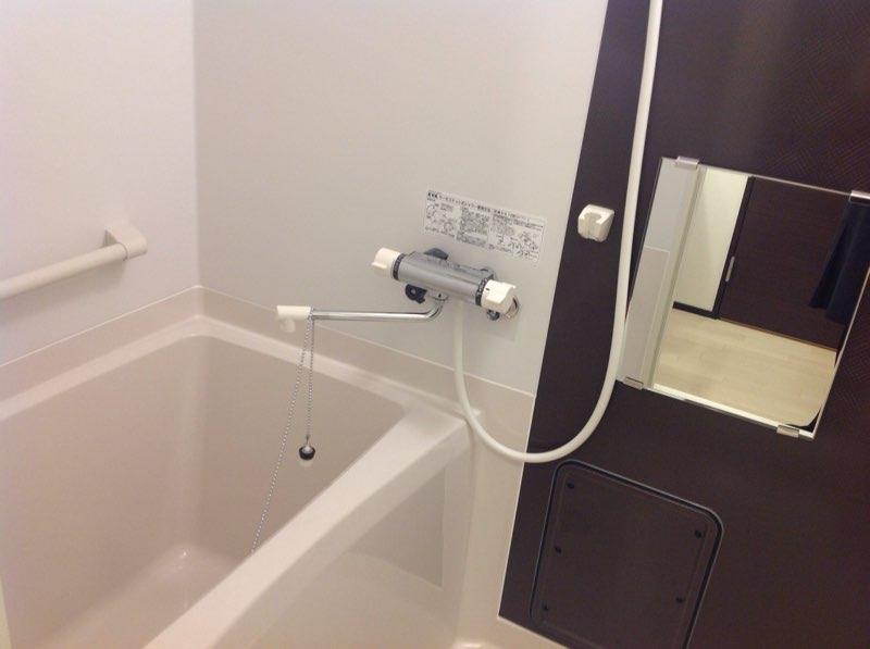 バス・シャワールーム　浴室乾燥機で雨の日でもらくらくお洗濯！