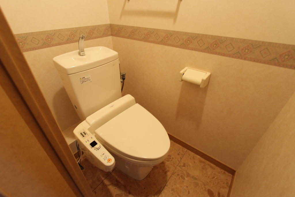 トイレ　同タイプ写真