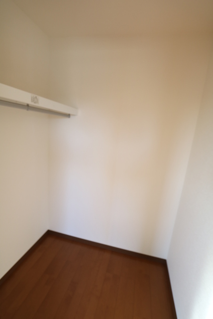 収納　☆たくさん収納可能なウォークインクローゼット☆