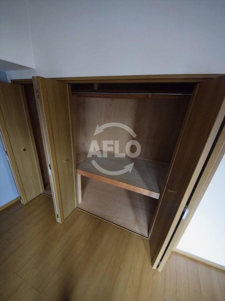 収納　ロジュマン浪速　クローゼット