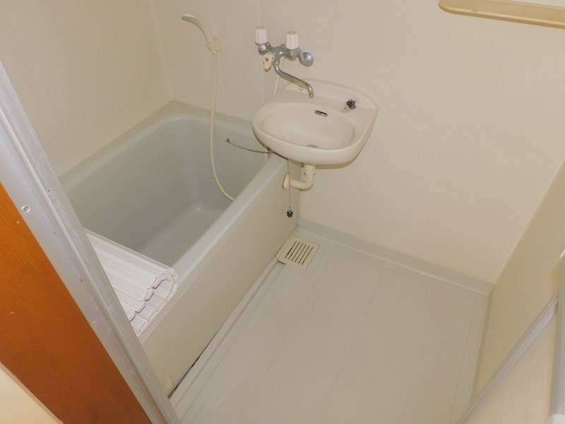 バス・シャワールーム　バスルーム