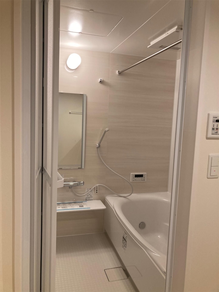 バス・シャワールーム