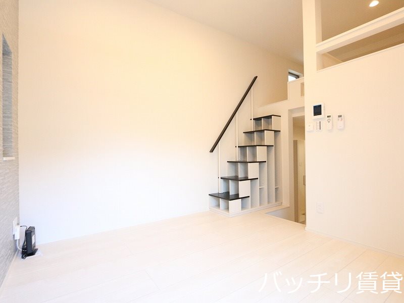 居室・リビング　同型タイプの為現状優先