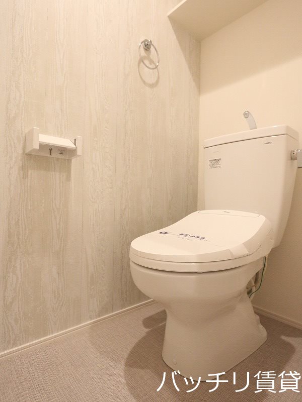 トイレ　同型タイプの為現状優先