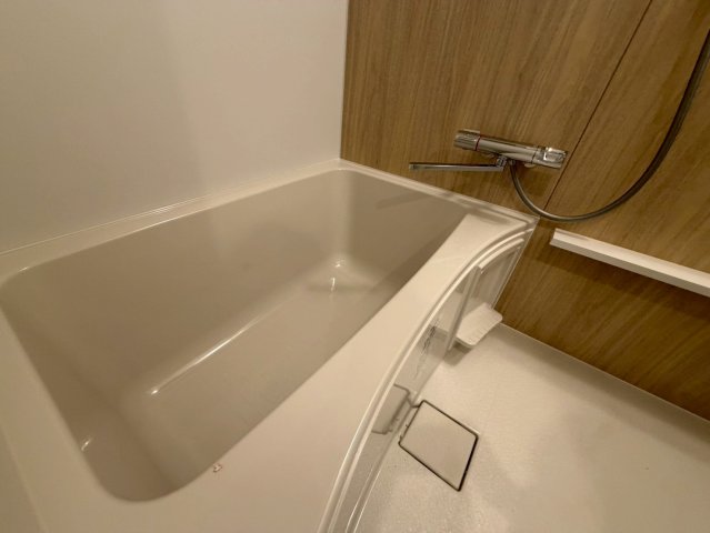 バス・シャワールーム　詳細は、RISUMO江坂本店までお問合せください♪