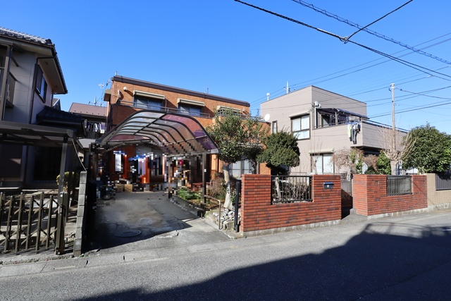 駐車場　屋根付