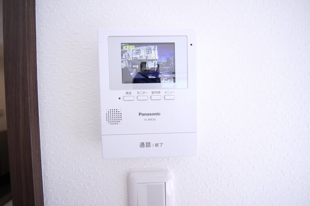 セキュリティ　TVインターホンです