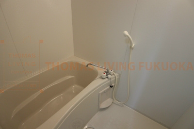 バス・シャワールーム　写真は別号室別間取りのものです。