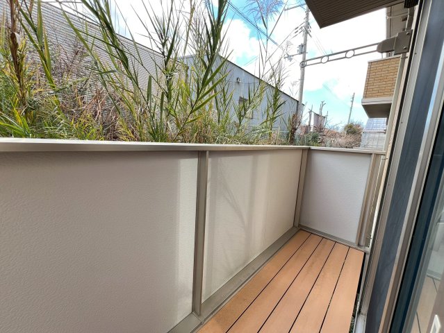 バルコニー　広々としたバルコニーです