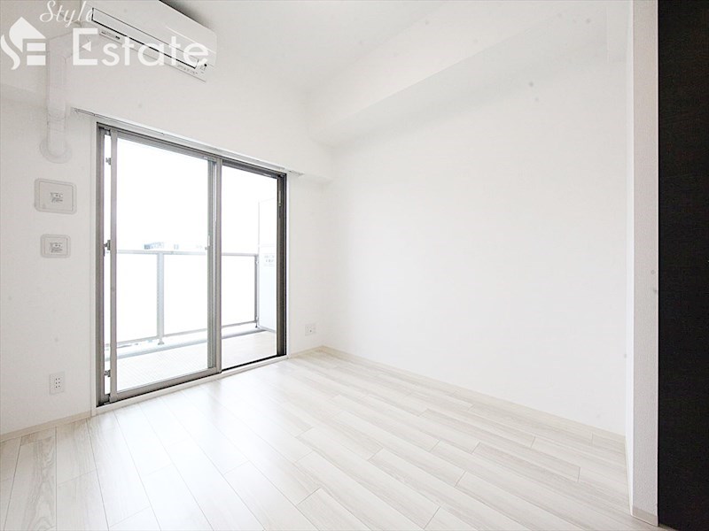 居室・リビング　内装