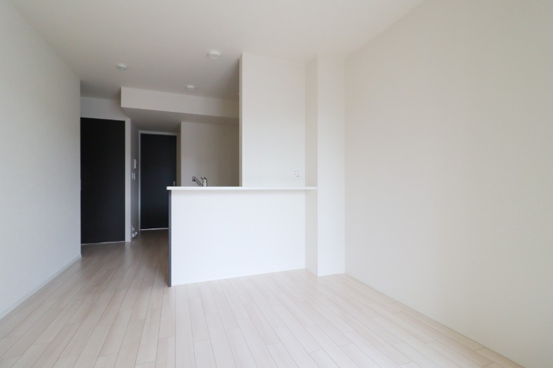 居室・リビング　図面と現状に相違がある場合には現状を優先