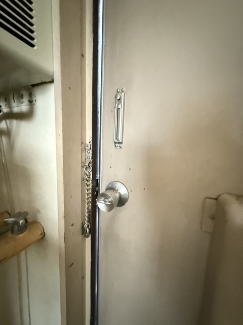 セキュリティ　別部屋参考写真