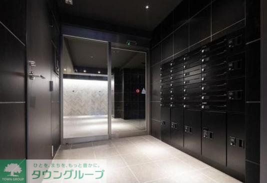 エントランス　エントランス