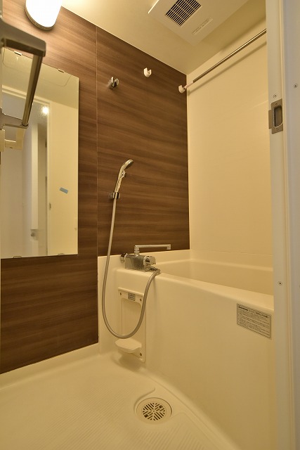 バス・シャワールーム　バス※別部屋参考写真