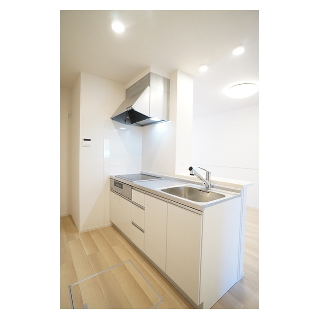 キッチン　火を使わず安心のＩＨ仕様