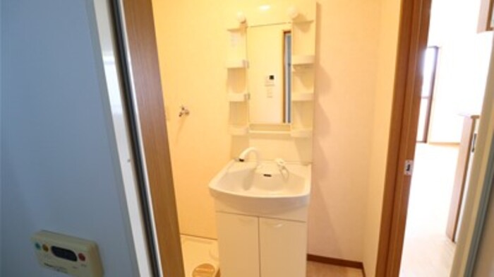 洗面設備　洗髪洗面化粧台