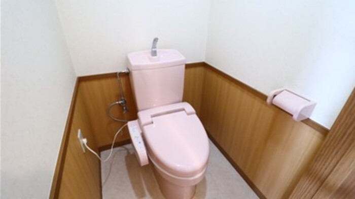 トイレ　温水洗浄暖房便座