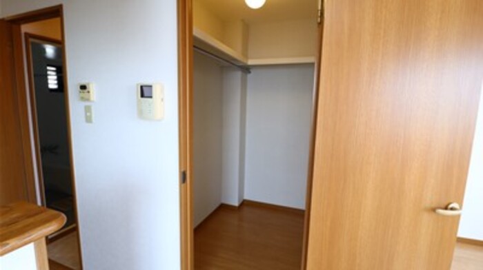 収納　ウォークインクローゼット