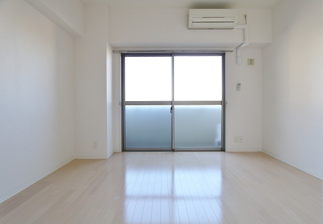 居室・リビング　広々リビングでゆったりくつろげます