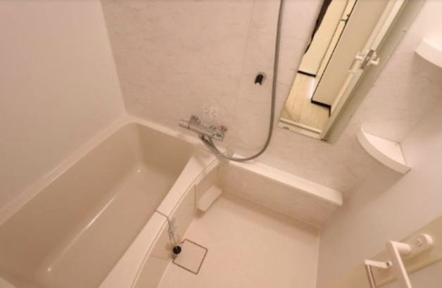 バス・シャワールーム　お風呂で日々の疲れを落としましょう